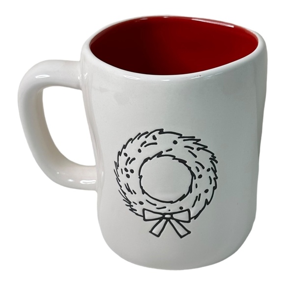 Rae Dunn "MERRY CHRISTMAS" Wreath Coffee Mug - Picture 2 of 2